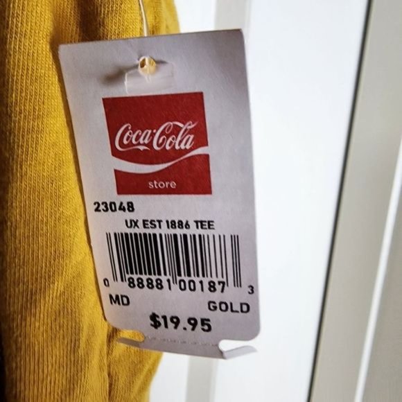 Coca-Cola vintage mustard yellow gold t-shirt NWT - Picture 4 of 5